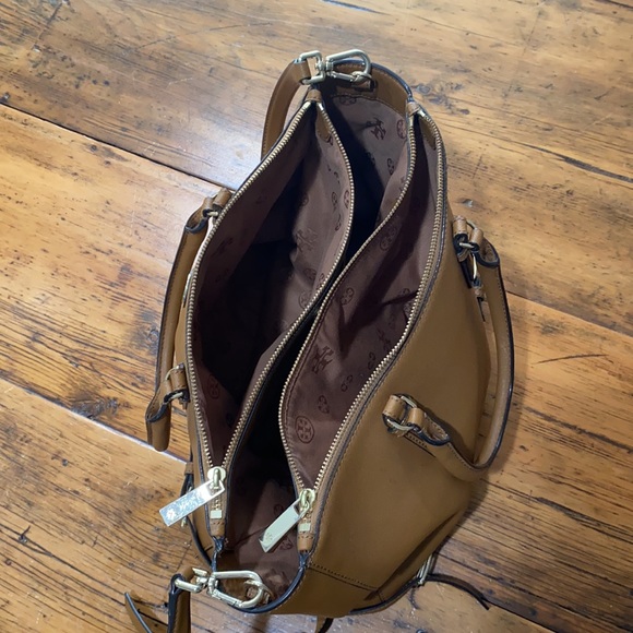 Tory Burch Tote with strap, Camel color, gold accents - Picture 4 of 9